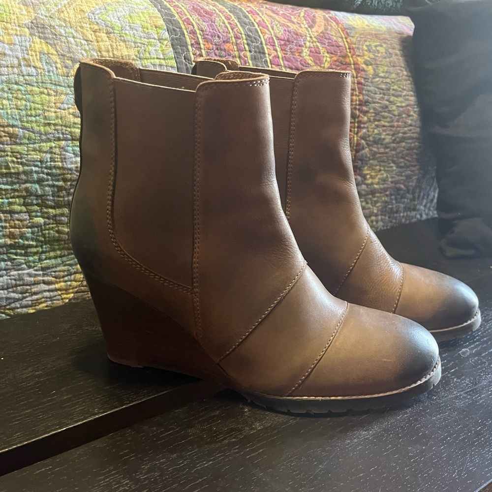 Diba True Boots size 11
